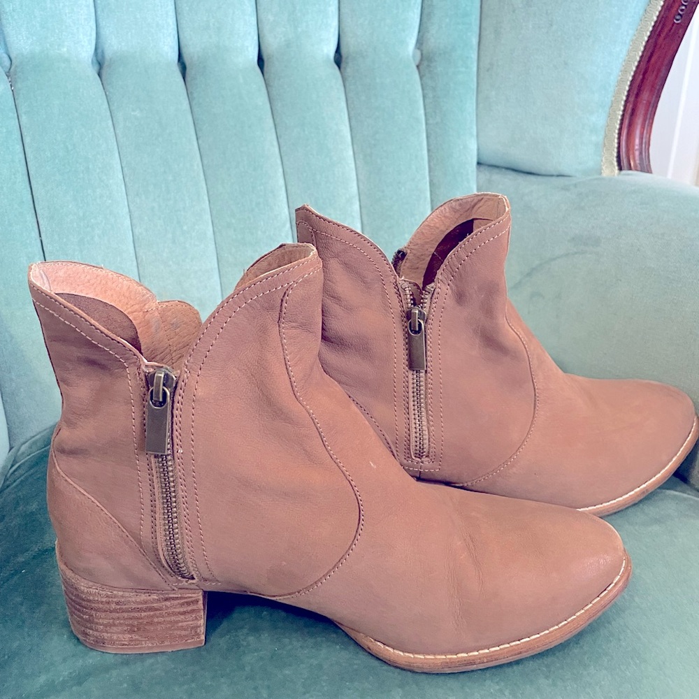 Super Cute double zipper Genuine Leather Booties